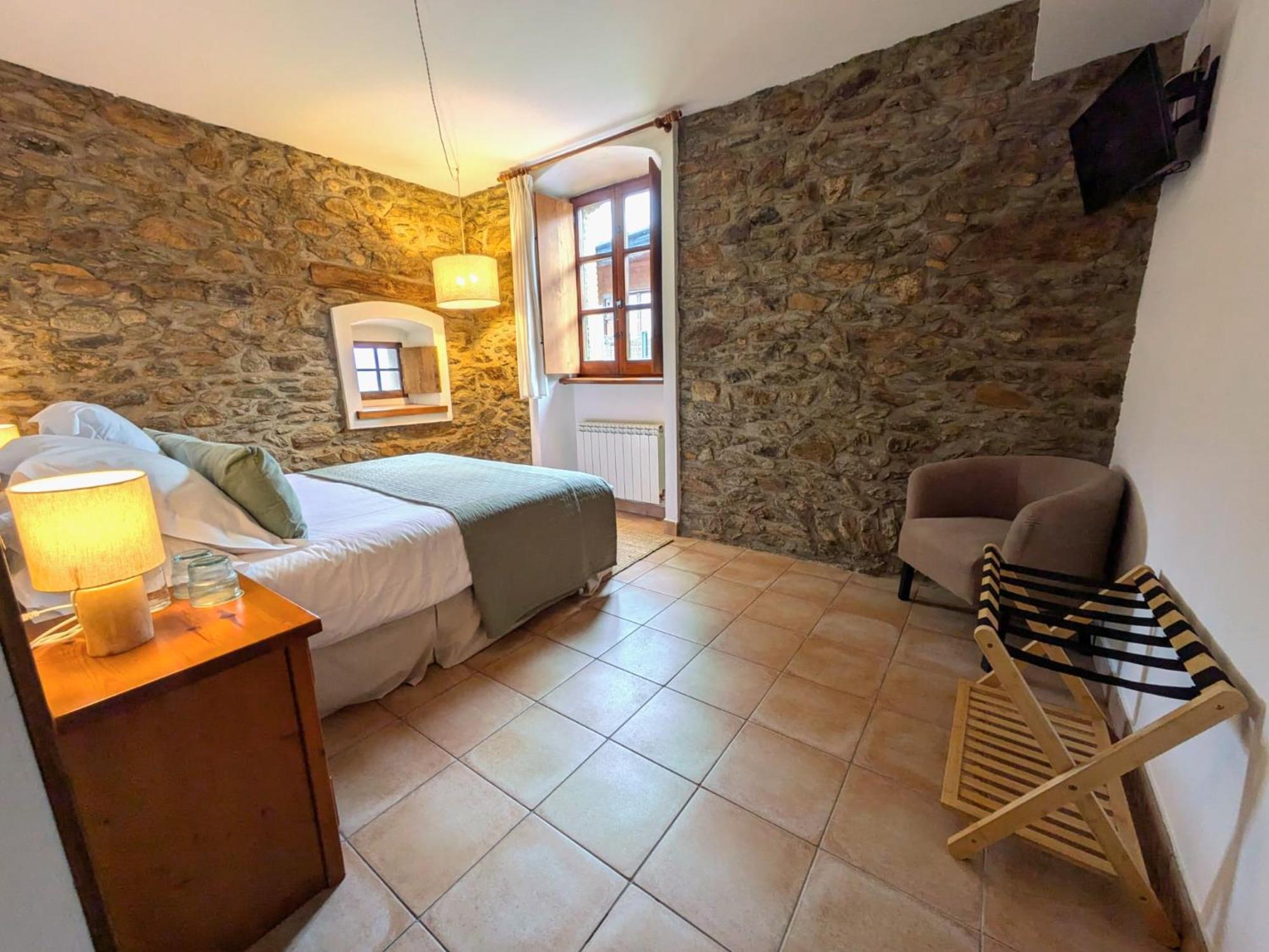 Fonda Dels Pics Hotel Escardacs Exterior photo